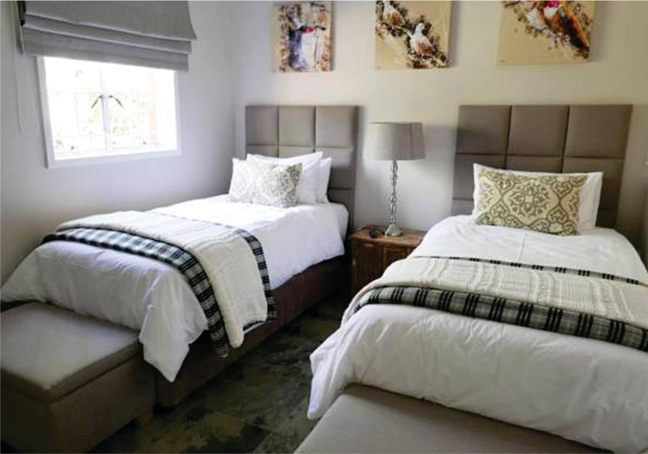 Waterside Cottages & Villas - Self Catering Γκαμπορόνε Εξωτερικό φωτογραφία